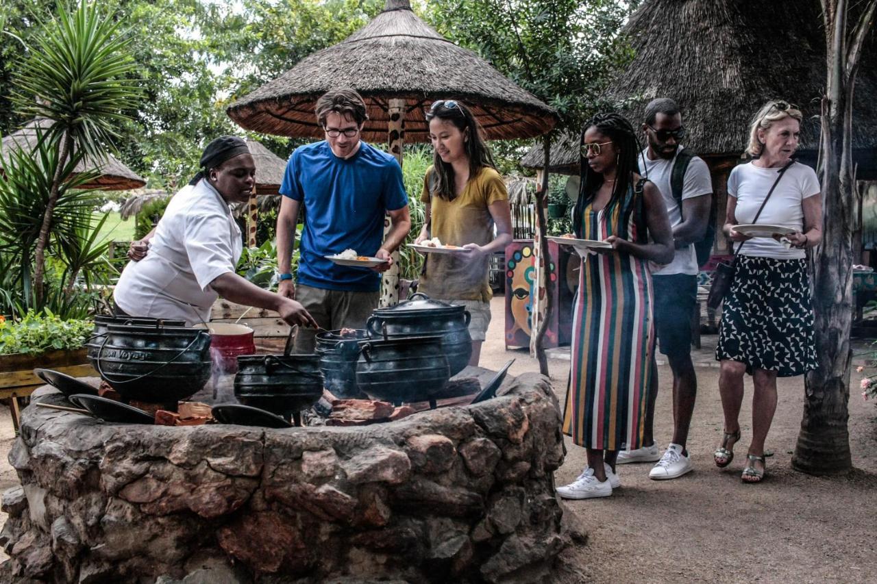 Hostel Lebo's Soweto Backpackers Zewnętrze zdjęcie