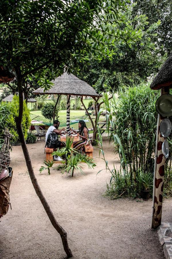 Hostel Lebo's Soweto Backpackers Zewnętrze zdjęcie