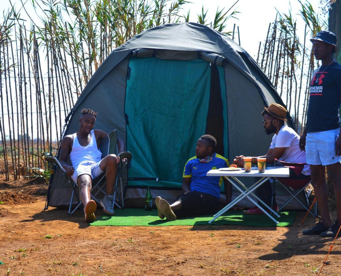 Hostel Lebo's Soweto Backpackers Zewnętrze zdjęcie