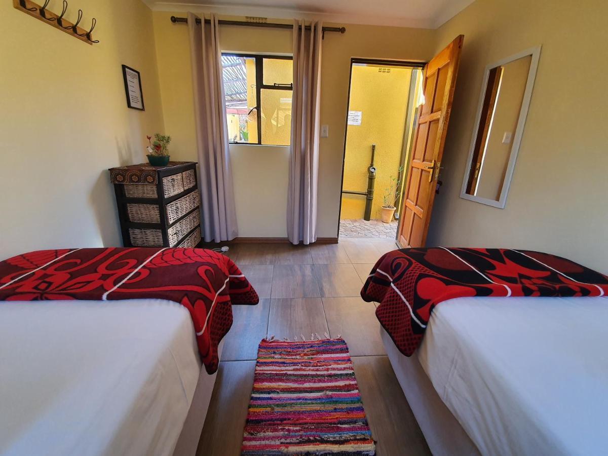 Hostel Lebo's Soweto Backpackers Zewnętrze zdjęcie