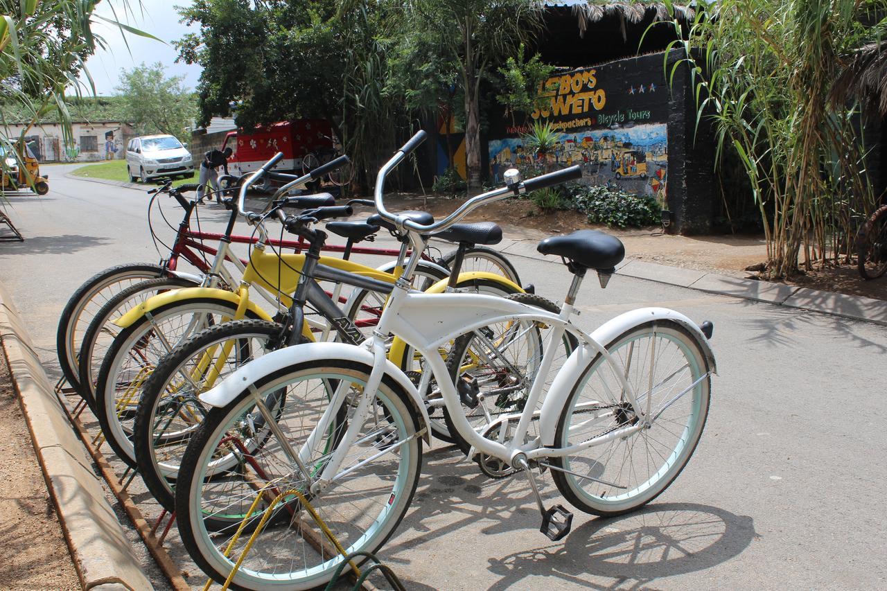 Hostel Lebo's Soweto Backpackers Zewnętrze zdjęcie